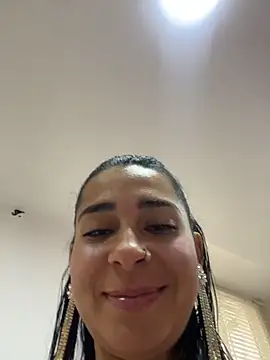 Snapshot of Meganmilk1 chatting on 03-12-26, 03:18 Meganmilk1 online show from 03-12-26, 03:18