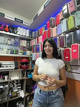 NicolRoss  online show from 06-22-26, 10:51