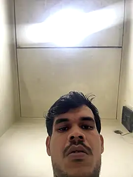 Snapshot of hitlar1026 chatting on 11-03-25, 09:10 hitlar1026 online show from 11-03-25, 09:10