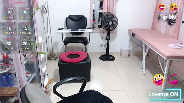 titsbiglovers online show from 06-17-26, 05:03
