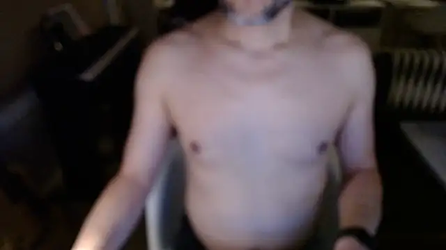 Snapshot of TheBongoBong chatting on 03-23-25, 02:37 TheBongoBong online show from 03-23-25, 02:37