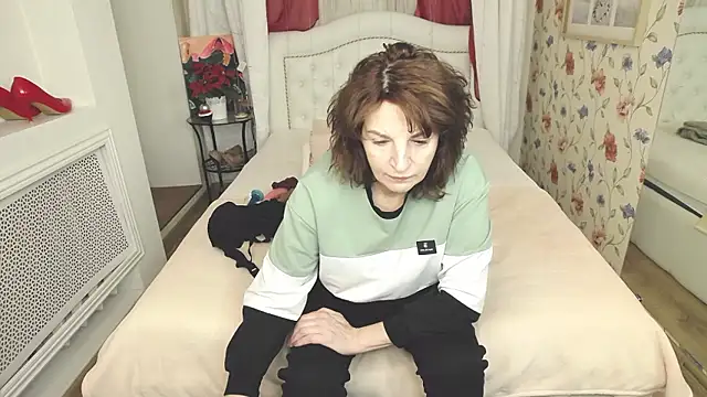 AmiHotGranny online show from 01-16-26, 06:39