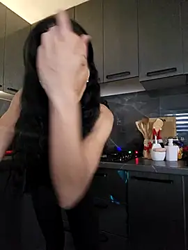 Snapshot of AnaFoxxy chatting on 12-18-24, 10:51 AnaFoxxy online show from 12-18-24, 10:51