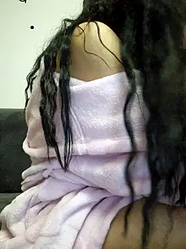 Snapshot of AnaFoxxy chatting on 01-22-25, 04:33 AnaFoxxy online show from 01-22-25, 04:33