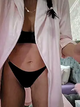 Snapshot of AnaFoxxy chatting on 02-04-25, 08:13 AnaFoxxy online show from 02-04-25, 08:13