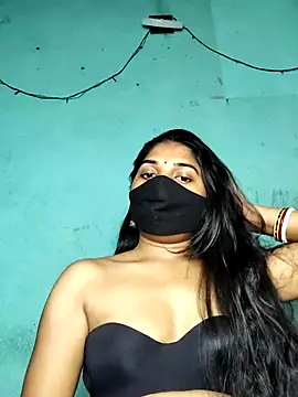 Luv Adite20 online show from 02-15-25, 01:49