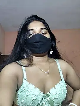 Luv Adite20 online show from 10-08-25, 06:33