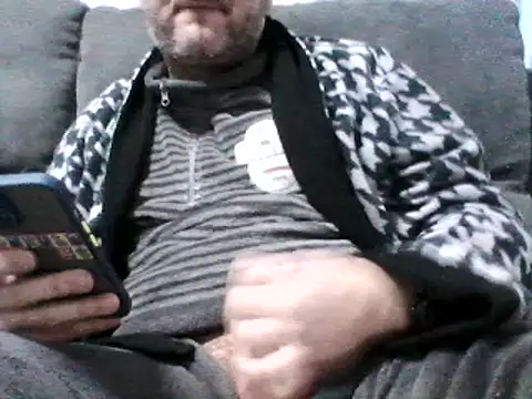 Snapshot of daky_86 chatting on 02-19-25, 07:05 daky 86 online show from 02-19-25, 07:05