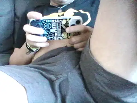 Snapshot of daky_86 chatting on 09-21-25, 03:13 daky 86 online show from 09-21-25, 03:13