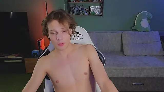 TeddyLiLboy online show from 10-17-25, 03:47