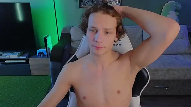 TeddyLiLboy online show from 10-18-25, 09:43