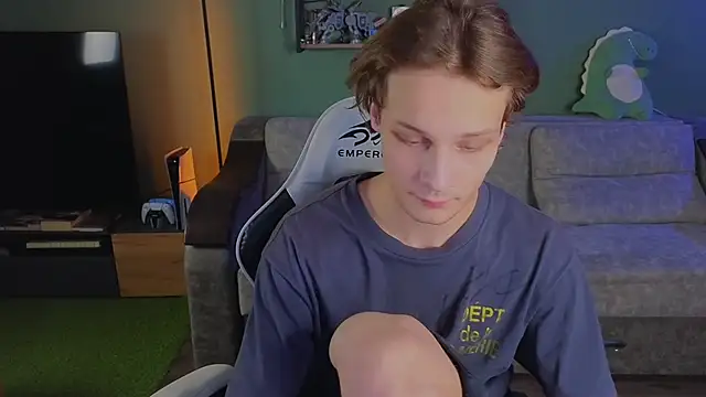 TeddyLiLboy online show from 10-19-25, 02:40