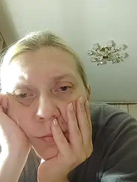 LeraSweet online show from 10-25-25, 08:14