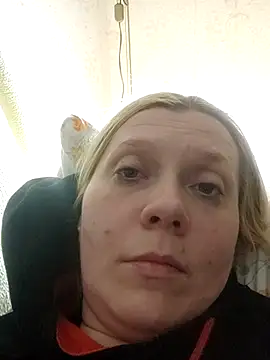 Snapshot of LeraSweet chatting on 04-23-26, 07:49 LeraSweet online show from 04-23-26, 07:49