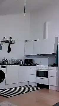 Snapshot of eltoulou chatting on 01-19-25, 02:38 eltoulou online show from 01-19-25, 02:38