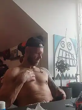 Snapshot of eltoulou chatting on 01-31-25, 12:40 eltoulou online show from 01-31-25, 12:40