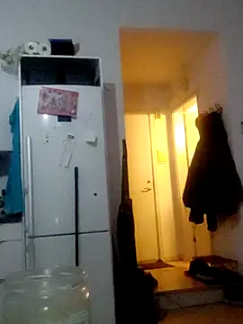 Snapshot of eltoulou chatting on 02-17-25, 04:20 eltoulou online show from 02-17-25, 04:20