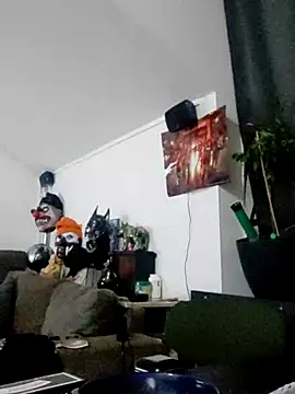 Snapshot of eltoulou chatting on 02-19-25, 02:33 eltoulou online show from 02-19-25, 02:33