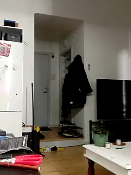 Snapshot of eltoulou chatting on 03-02-25, 02:32 eltoulou online show from 03-02-25, 02:32