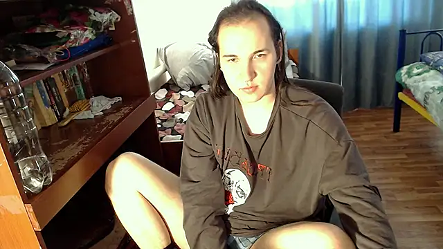 Snapshot of EvaMiron chatting on 01-12-25, 09:08 EvaMiron online show from 01-12-25, 09:08