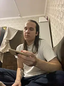 Snapshot of EvaMiron chatting on 01-19-25, 01:55 EvaMiron online show from 01-19-25, 01:55