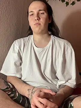 Snapshot of EvaMiron chatting on 01-21-25, 09:46 EvaMiron online show from 01-21-25, 09:46