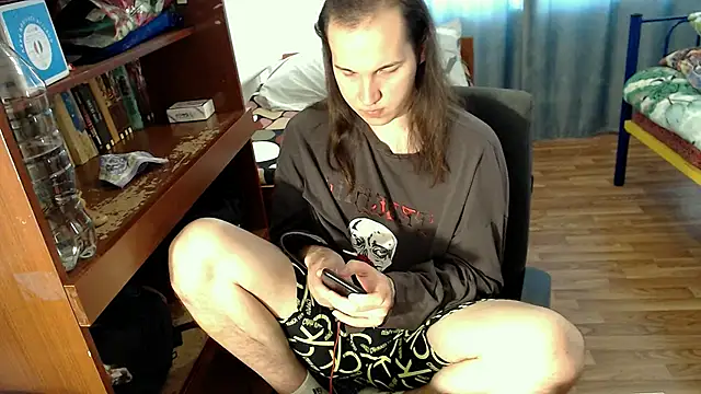 Snapshot of EvaMiron chatting on 01-24-25, 08:02 EvaMiron online show from 01-24-25, 08:02