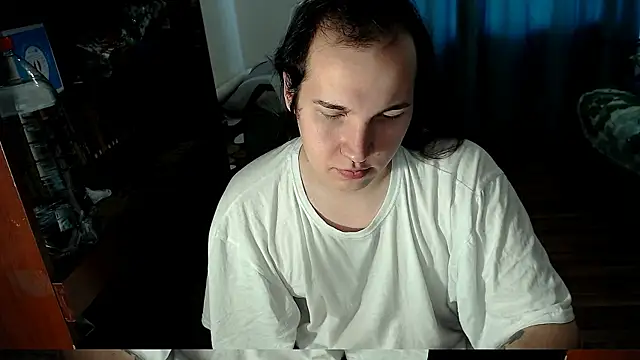 Snapshot of EvaMiron chatting on 02-01-25, 07:36 EvaMiron online show from 02-01-25, 07:36