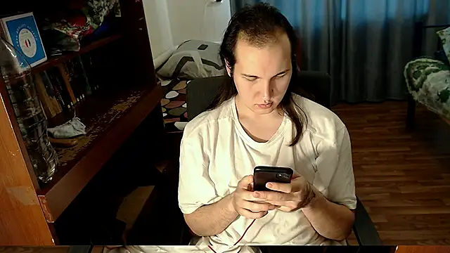 Snapshot of EvaMiron chatting on 02-01-25, 10:37 EvaMiron online show from 02-01-25, 10:37