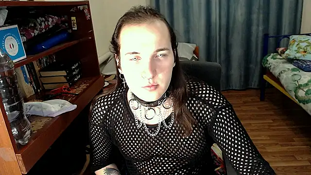 Snapshot of EvaMiron chatting on 02-21-25, 05:53 EvaMiron online show from 02-21-25, 05:53