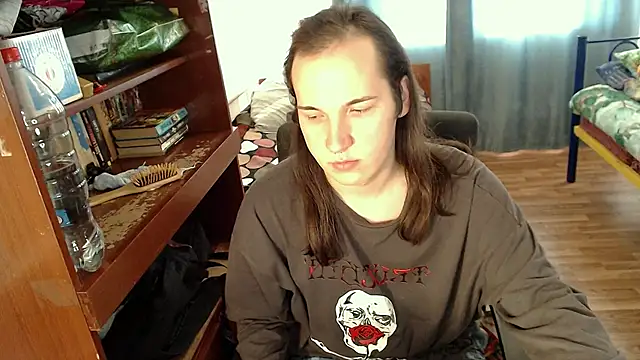 Snapshot of EvaMiron chatting on 02-28-25, 10:52 EvaMiron online show from 02-28-25, 10:52