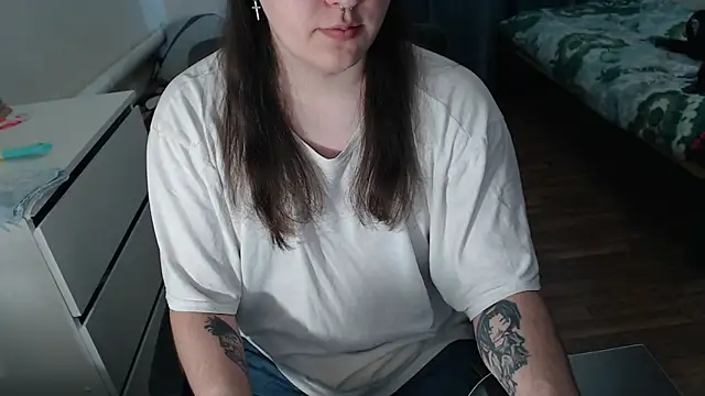 EvaMiron online show from 12-22-25, 08:11