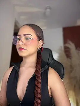 gretta kler1 online show from 05-06-26, 03:39