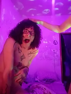 Snapshot of SuccubusTatuada chatting on 02-04-26, 11:20 SuccubusTatuada online show from 02-04-26, 11:20