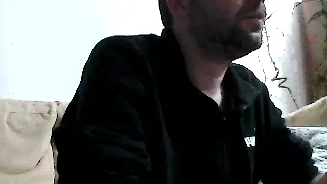 crissbadboy online show from 11-24-25, 06:40