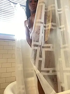 Snapshot of CaramelDipper chatting on 02-27-25, 04:21 CaramelDipper online show from 02-27-25, 04:21