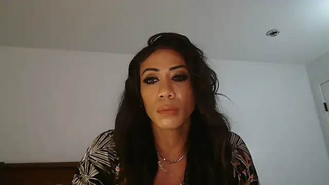 Snapshot of CaramelDipper chatting on 10-07-25, 06:54 CaramelDipper online show from 10-07-25, 06:54