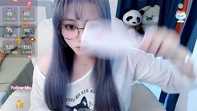 Snapshot of Sweet-18wanwan chatting on 12-01-24, 06:19 Sweet-18wanwan online show from 12-01-24, 06:19