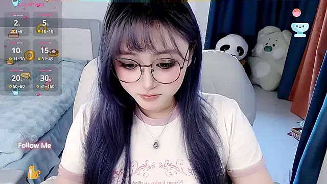 Snapshot of Sweet-18wanwan chatting on 02-12-25, 02:32 Sweet-18wanwan online show from 02-12-25, 02:32