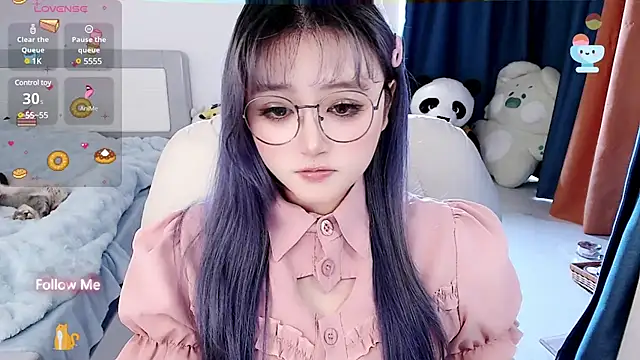 Snapshot of Sweet-18wanwan chatting on 03-13-25, 11:59 Sweet-18wanwan online show from 03-13-25, 11:59