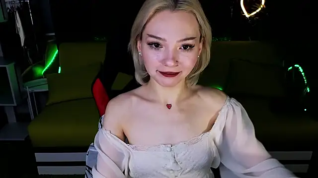 SandraBoyl online show from 12-30-24, 01:26