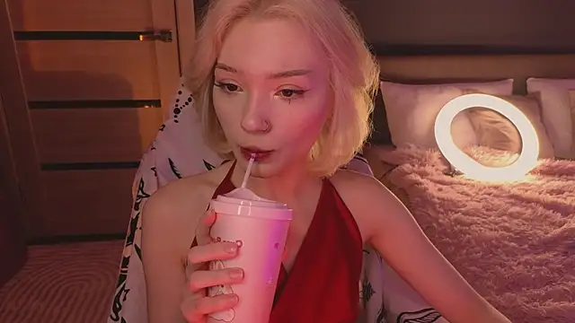 SandraBoyl online show from 01-30-25, 01:22