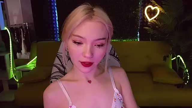 SandraBoyl online show from 01-31-25, 01:11