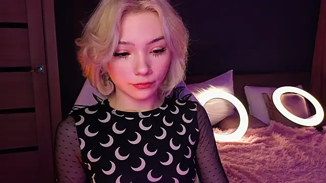 SandraBoyl online show from 02-06-25, 01:16