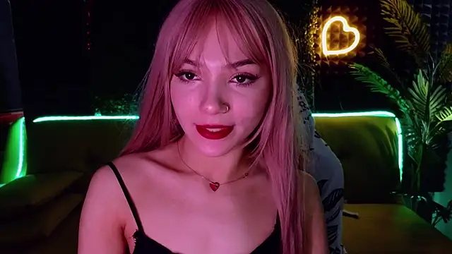 SandraBoyl online show from 03-20-25, 04:18