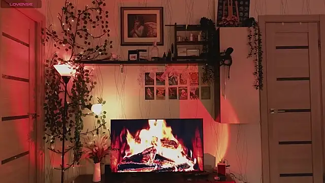 Snapshot of SandraBoyl chatting on 04-06-26, 01:36 SandraBoyl online show from 04-06-26, 01:36