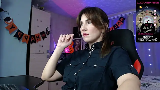 Snapshot of Daniela_Cooperr chatting on 11-02-25, 04:53 Daniela Cooperr online show from 11-02-25, 04:53