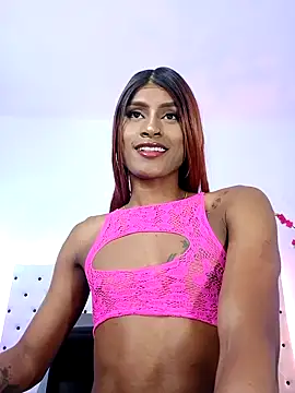 Snapshot of Elektra_Queen chatting on 01-15-25, 04:43 Elektra Queen online show from 01-15-25, 04:43