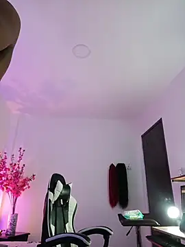 Elektra Queen online show from 12-16-25, 12:54