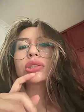 marie2  online show from 01-25-25, 06:35